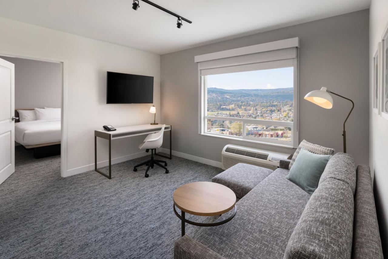 Towneplace Suites By Marriott West Kelowna Dış mekan fotoğraf