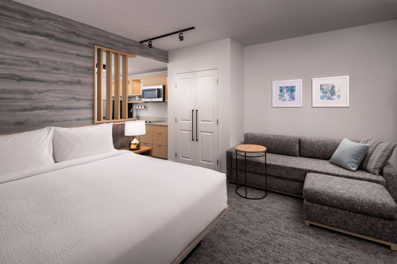 Towneplace Suites By Marriott West Kelowna Dış mekan fotoğraf